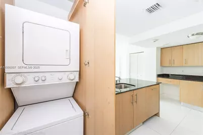 10275 Collins Ave #416, Bal Harbour, FL 33154 - Photo 11