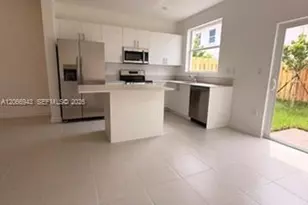 2560 SE 25th Rd, Homestead, FL 33035 - Photo 5