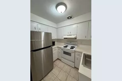 2724 NE 32nd St #1, Fort Lauderdale, FL 33306 - Photo 15
