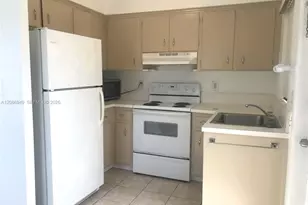 2724 NE 32nd St, Fort Lauderdale, FL 33306 - Photo 5