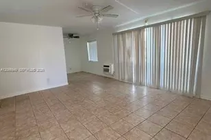 2724 NE 32nd St, Fort Lauderdale, FL 33306 - Photo 17