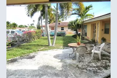 2724 NE 32nd St #1, Fort Lauderdale, FL 33306 - Photo 9