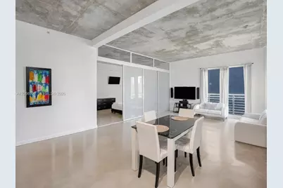 234 NE 3rd St #1007, Miami, FL 33132 - Photo 3