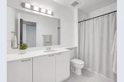 234 NE 3rd St #1007, Miami, FL 33132 - Photo 11