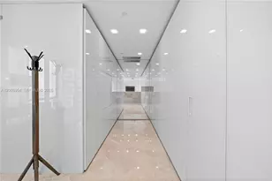 100 S Pointe Dr, Miami Beach, FL 33139 - Photo 21