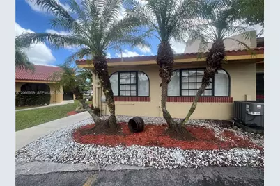11720 SW 103rd Ln, Miami, FL 33186 - Photo 3