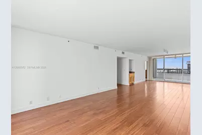 1541 Brickell Ave #B3804, Miami, FL 33129 - Photo 15
