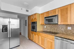 1541 Brickell Ave, Miami, FL 33129 - Photo 25