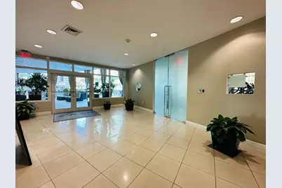 1250 S Miami Ave #1707, Miami, FL 33130 - Photo 13