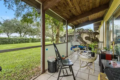 139 Essex Rd #4-28, Hollywood, FL 33024 - Photo 19
