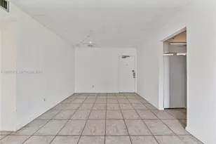 2491 SW 82nd Ave, Davie, FL 33324 - Photo 3