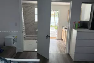 20302 NW 39th Ct, Miami Gardens, FL 33055 - Photo 15