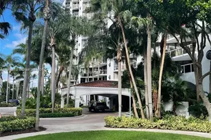 3610 Yacht Club Dr, Aventura, FL 33180 - Photo 39
