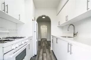 7911 Abbott Ave, Miami Beach, FL 33141 - Photo 7