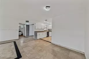 2683 N Carambola Cir N, Coconut Creek, FL 33066 - Photo 27