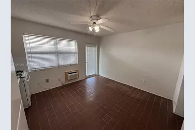 524 Washington Ave #311, Miami Beach, FL 33139 - Photo 3