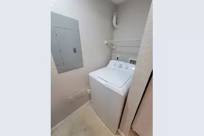 [Address not provided], North Lauderdale, FL 33068 - Photo 9