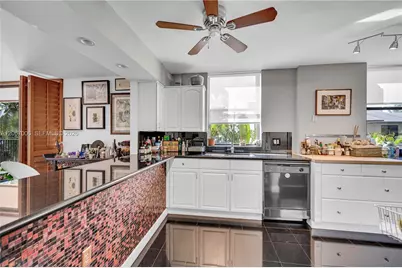 1700 S Bayshore Ln #3B, Miami, FL 33133 - Photo 15