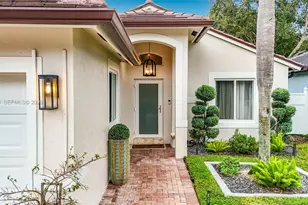 16523 Sapphire St, Weston, FL 33331 - Photo 3