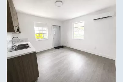 Xx W 34th St - Rear, Hialeah, FL 33012 - Photo 1