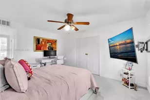 800 NE 195th St, Miami, FL 33179 - Photo 27