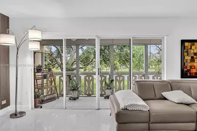 800 NE 195th St #220, Miami, FL 33179 - Photo 7