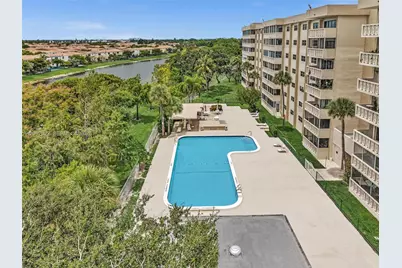 800 NE 195th St #220, Miami, FL 33179 - Photo 59