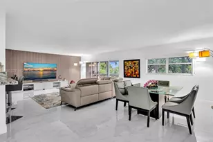 800 NE 195th St, Miami, FL 33179 - Photo 1