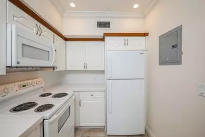 237 Madeira Ave #1, Coral Gables, FL 33134 - Photo 21