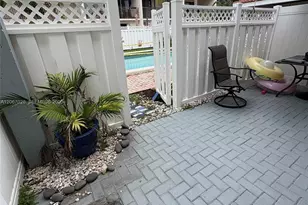233 SE 11th Ave, Pompano Beach, FL 33060 - Photo 7
