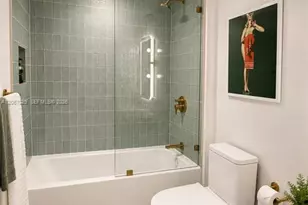 159 NE 6th St, Miami, FL 33132 - Photo 5
