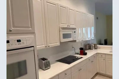 11351 NW 64th Ter, Doral, FL 33178 - Photo 21