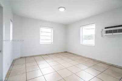 1208 71st St #8, Miami Beach, FL 33141 - Photo 9