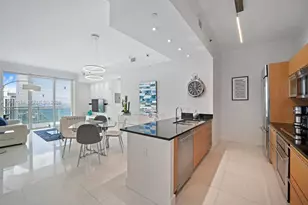 950 Brickell Bay Dr, Miami, FL 33131 - Photo 5