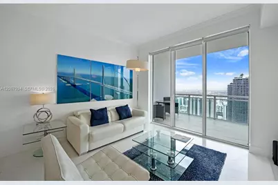950 Brickell Bay Dr #4600, Miami, FL 33131 - Photo 3