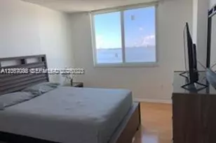 300 Bayview Dr, Sunny Isles Beach, FL 33160 - Photo 7