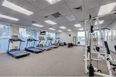 300 Bayview Dr #508, Sunny Isles Beach, FL 33160 - Photo 15