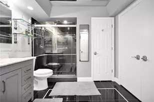 2030 S Ocean Dr, Hallandale Beach, FL 33009 - Photo 23