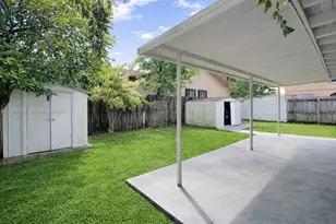 915 SW 9th Ct, Miami, FL 33130 - Photo 25