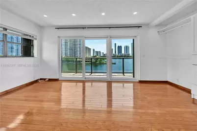 4000 NE 168th St #PH1A, North Miami Beach, FL 33160 - Photo 17