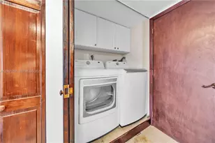 4000 NE 168th St, North Miami Beach, FL 33160 - Photo 29