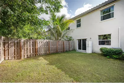 1116 SE 26th Ter, Homestead, FL 33035 - Photo 19