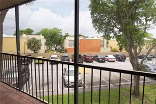 8065 SW 107th Ave, Miami, FL 33173 - Photo 17