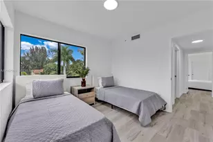 155 NW 160th St, North Miami Beach, FL 33169 - Photo 17