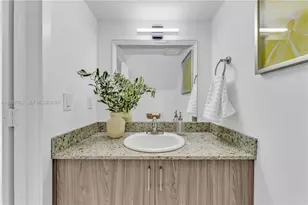 155 NW 160th St, North Miami Beach, FL 33169 - Photo 15