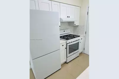8080 Tatum Waterway Dr #17, Miami Beach, FL 33141 - Photo 15