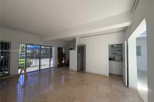 8080 Tatum Waterway Dr, Miami Beach, FL 33141 - Photo 3
