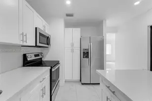 8246 SW 147th Ct, Miami, FL 33193 - Photo 11