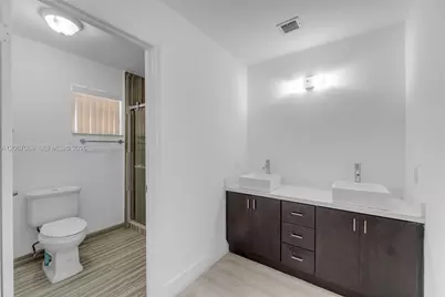 8246 SW 147th Ct, Miami, FL 33193 - Photo 15