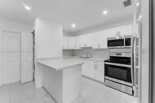8246 SW 147th Ct, Miami, FL 33193 - Photo 9